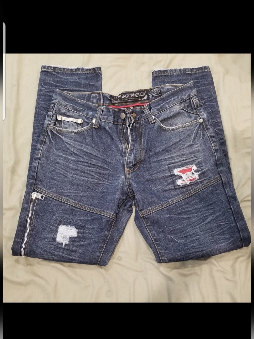 Men’s Distressed Blue Jeans